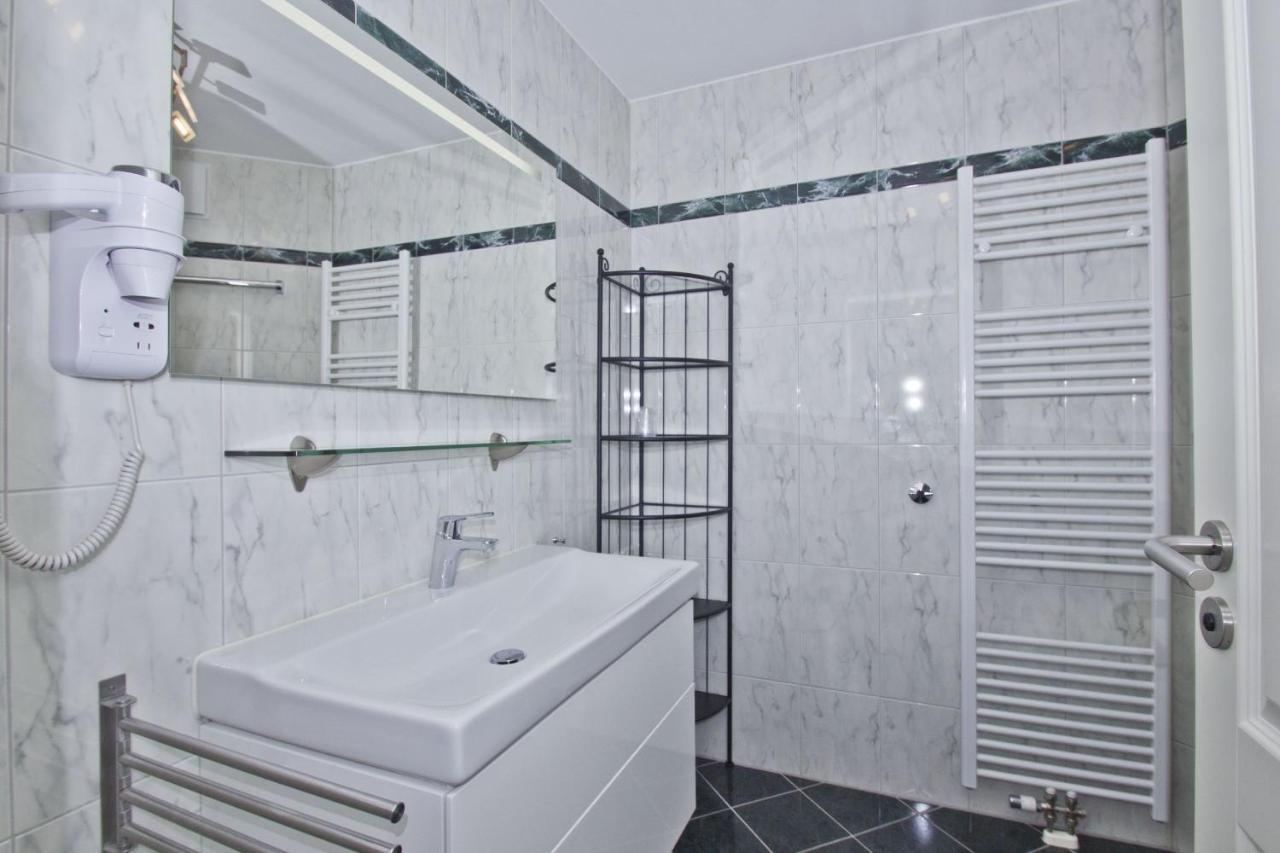 Mit Meerblick Und Balkon, Gratis Nutzung Vom Ahoi Erlebnisbad Und Sauna In Sellin - Meeresblick Fewo 33 Goehren  Exterior foto